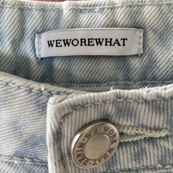 WeWoreWhat Mid rise Distressed Straight Leg Jeans in Light Icy Wash - Picture 7 of 11
